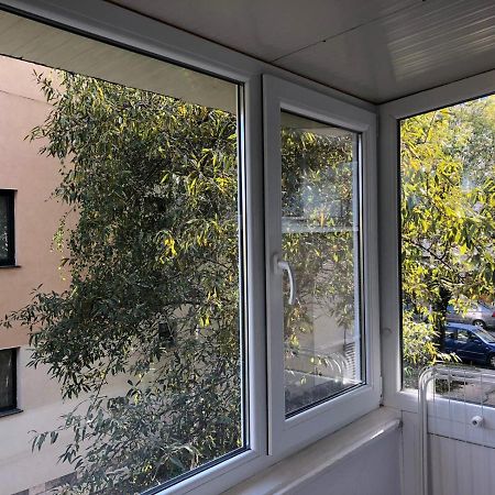 Cozy Place 47-Self Check In & Out-Hbo Max Pitesti Exterior photo